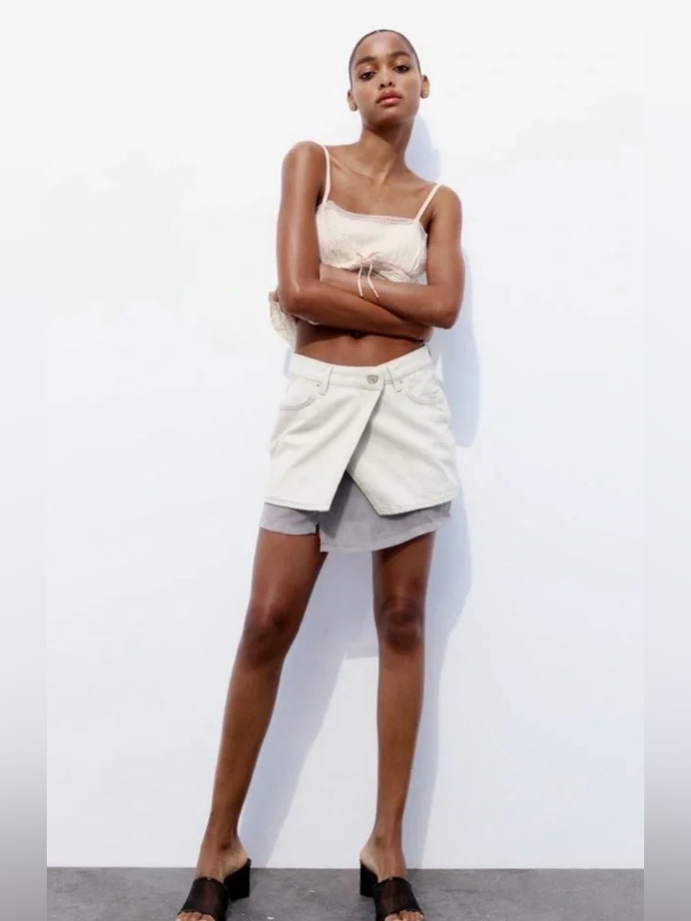 NWT ZARA TRF DENIM MIINI SKIRT size M